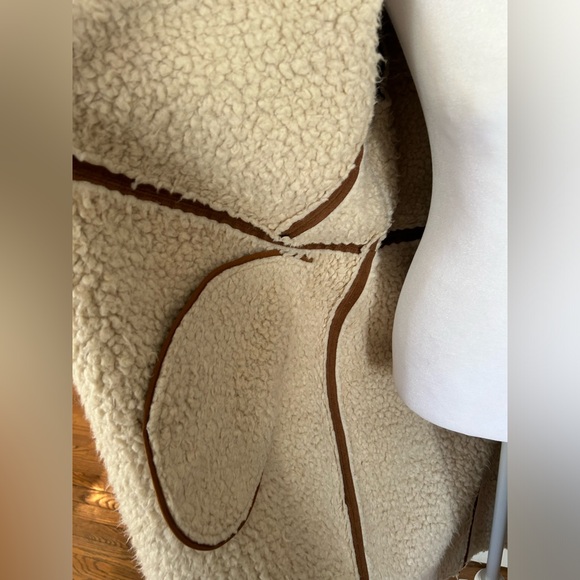 NWOT Boden women’s shearling lined faux suede overcoat- size 10 - Picture 5 of 8